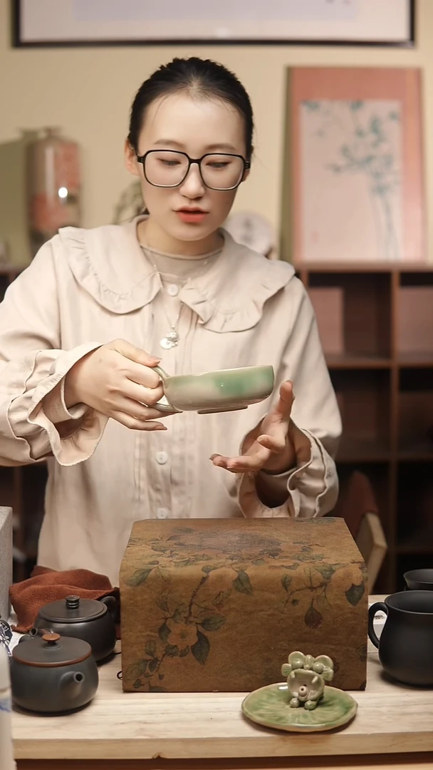 建水紫陶华宁陶青白玉釉碗