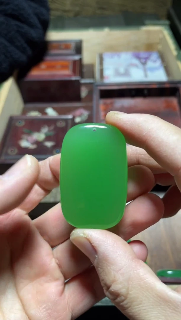 【闪购商品】绿面包牌1件