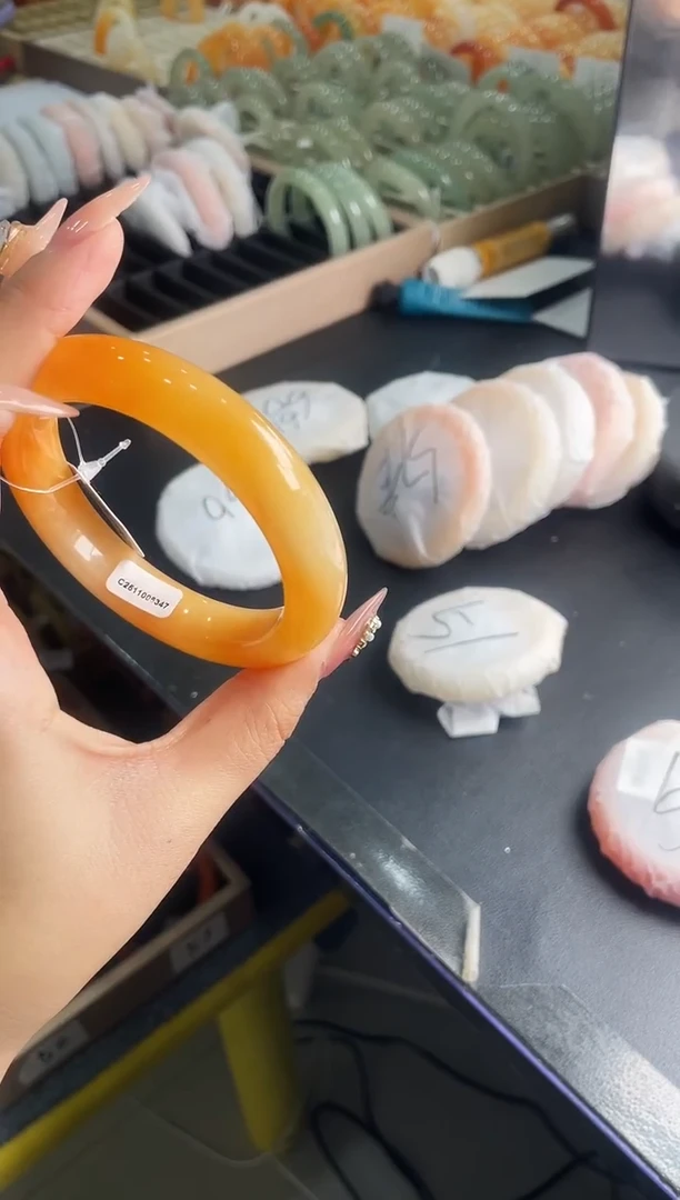 未镶嵌手镯石英质玉z47-HHB61+