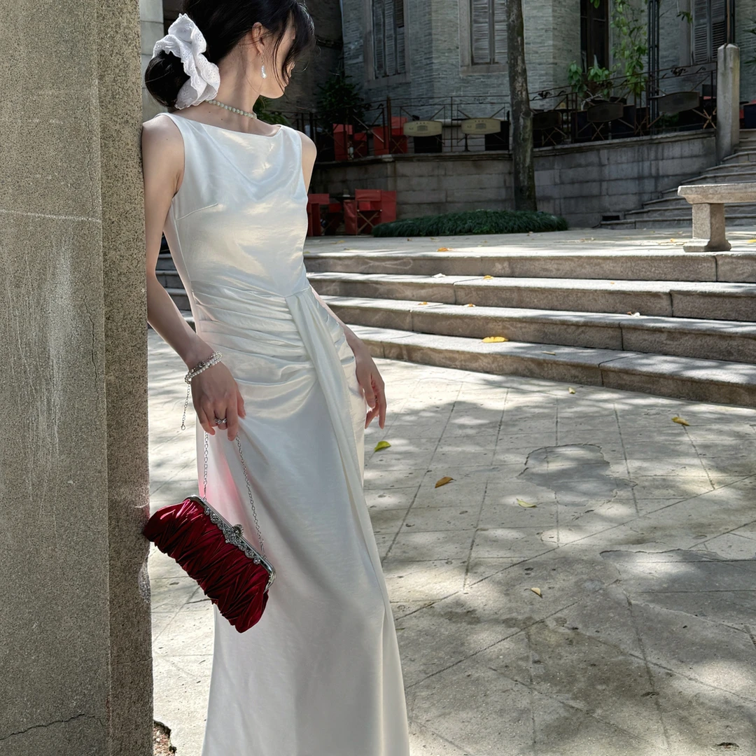 26清仓中 已开 瀑月流华缎面连衣裙 默认微小瑕疵不退换