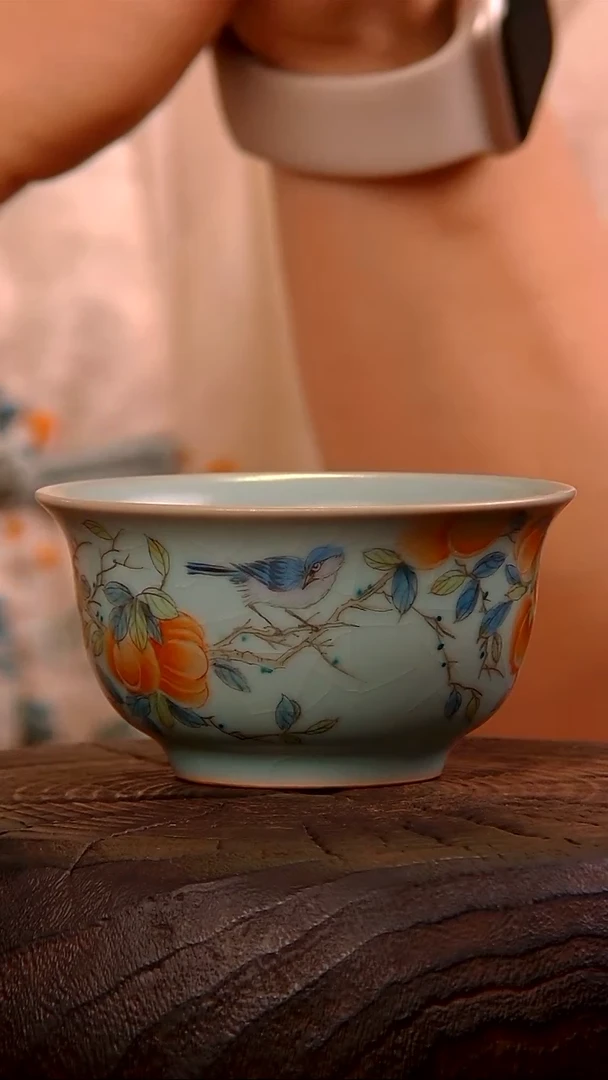 瓷片053彩绘柿柿如意压手杯.....