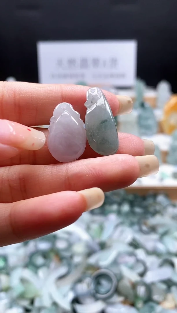 翡翠未镶嵌吊坠(不含链)16  福瓜