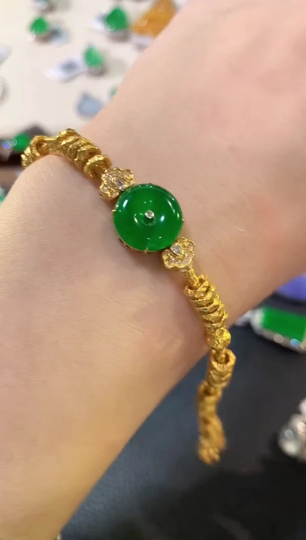 18K金镶嵌手链翡翠n84