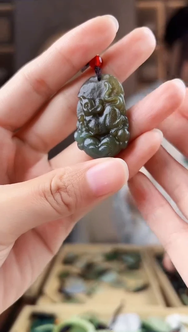 颈饰未镶嵌和田玉拍一发一，多样性发货