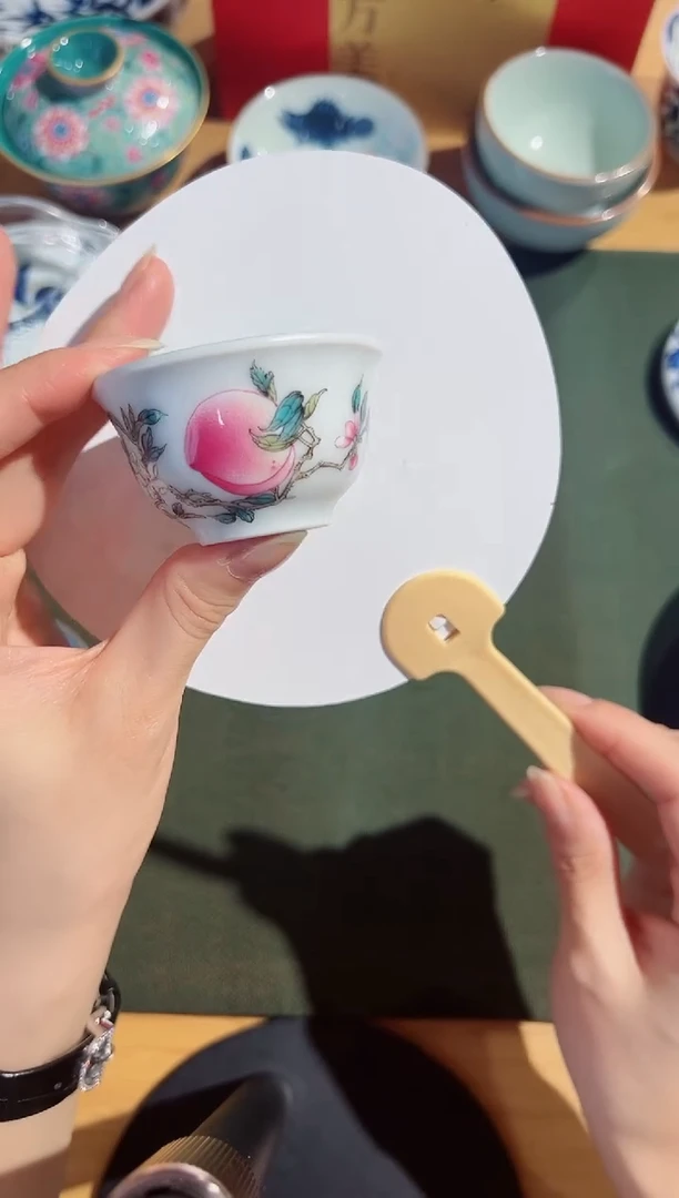 小压手珍珠白桃子小杯子