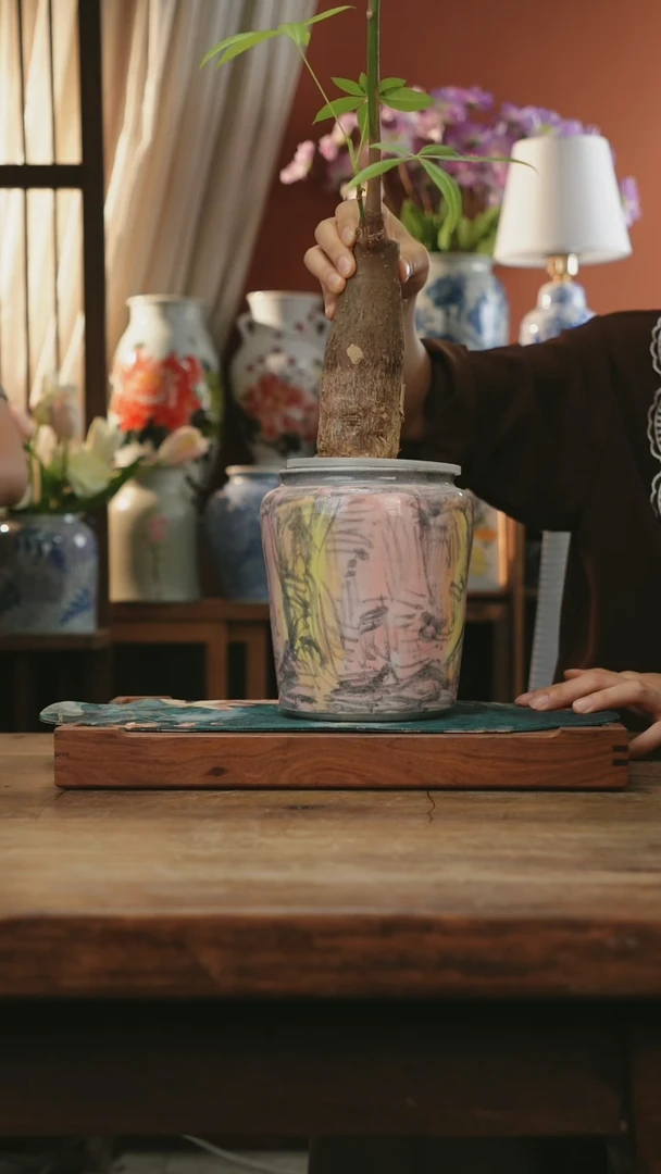 瓷片景德镇设计师手工绘陶瓷花瓶