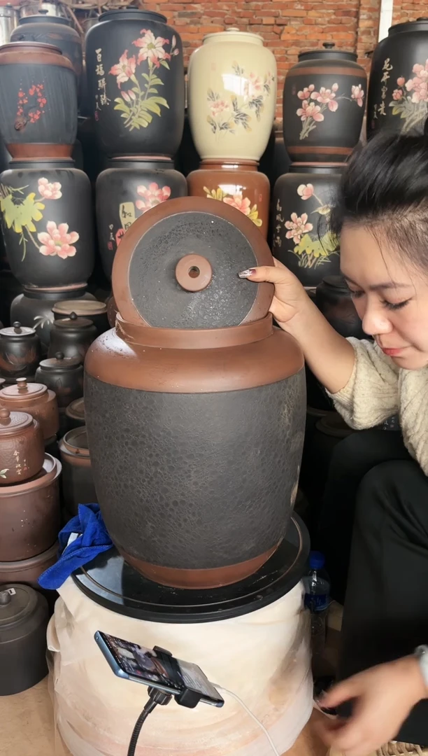 【闪购商品】壶完品 水缸 皮革  20升 115