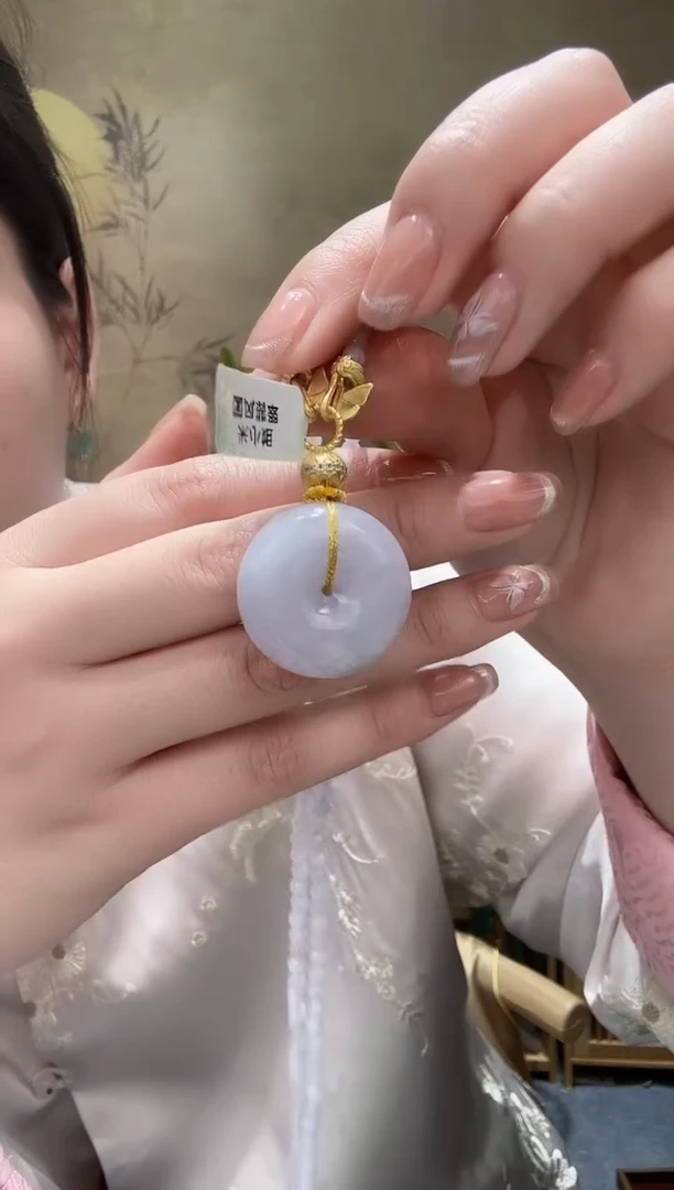 【闪购商品】翡翠颈饰未镶嵌吊坠