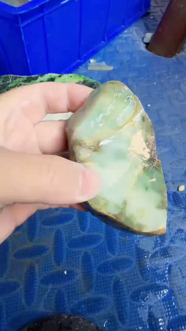 翡翠挂件未镶嵌天然翡翠114