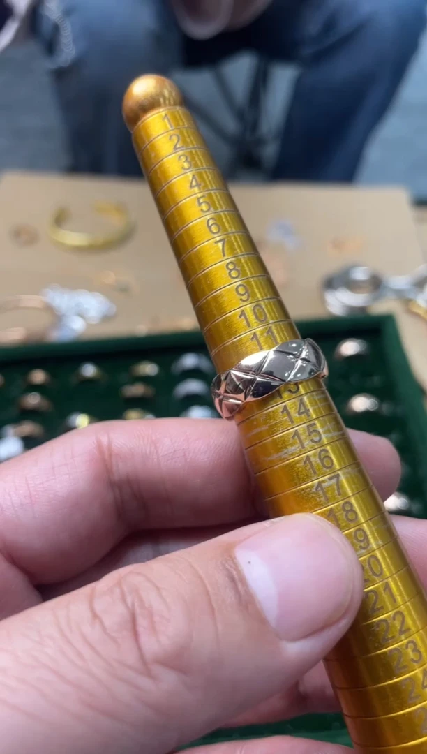 瓷片嘉荣当康大姐fu的总铺