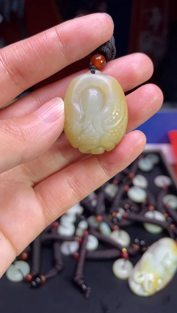 颈饰未镶嵌和田玉123