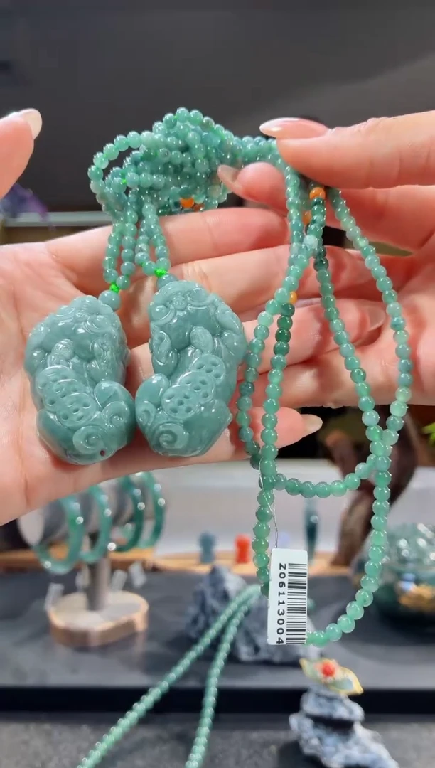 吊坠(赠链)未镶嵌翡翠貔貅（多样性发其一对）