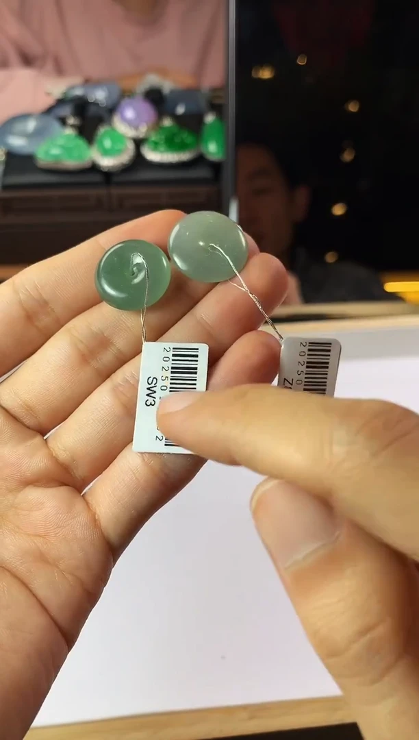 未镶嵌定制翡翠S毛货不退不换