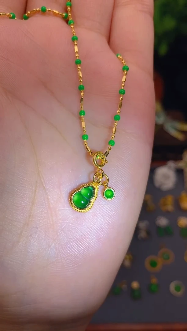 【闪购商品】翡翠吊坠(不含链)银S925镶嵌蛋面葫芦万能扣
