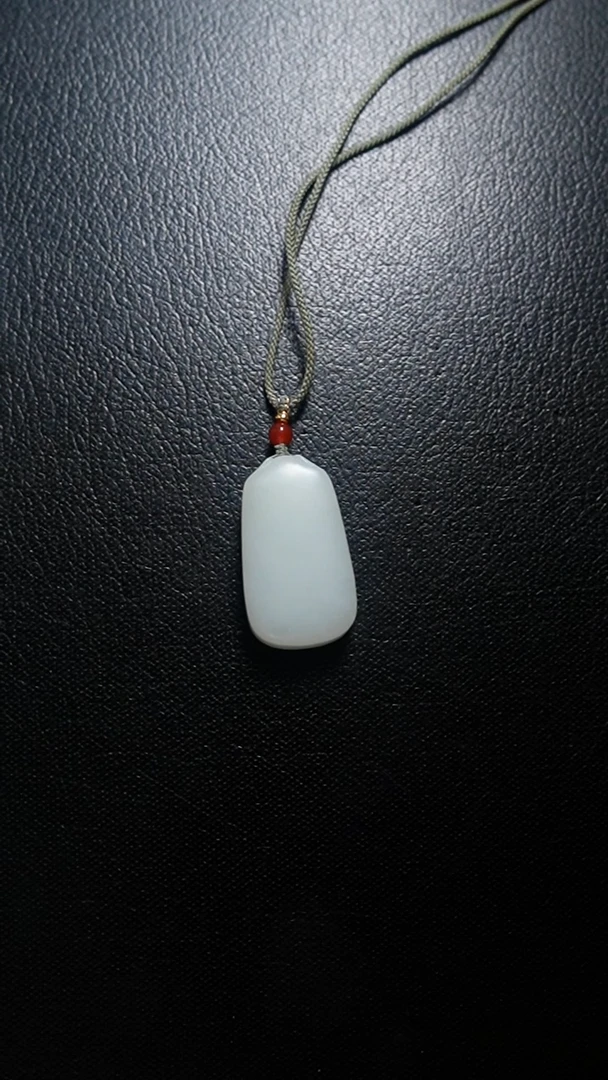 颈饰未镶嵌和田玉无事牌