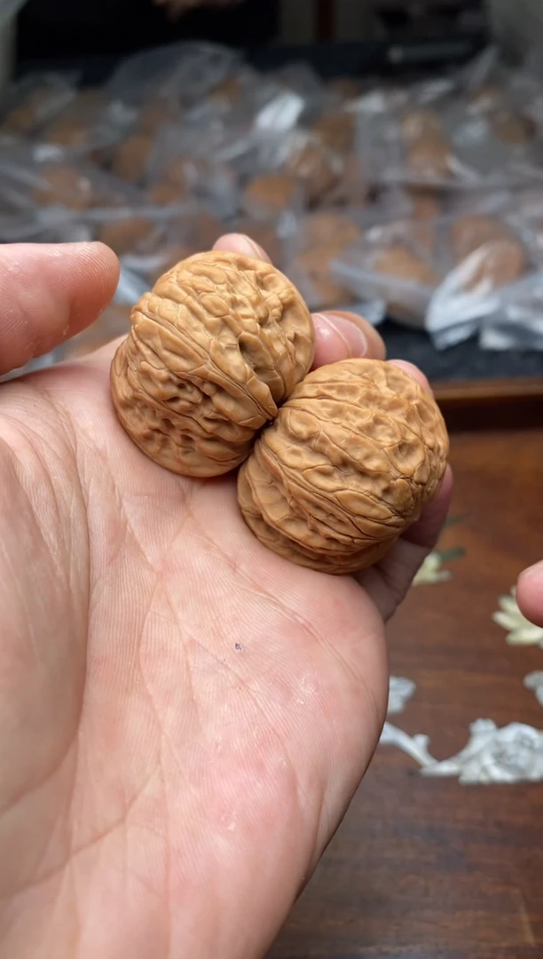 【闪购商品】文玩核桃把件A370号37尺磨盘