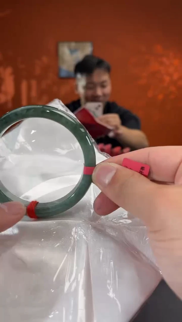 未镶嵌手镯翡翠4