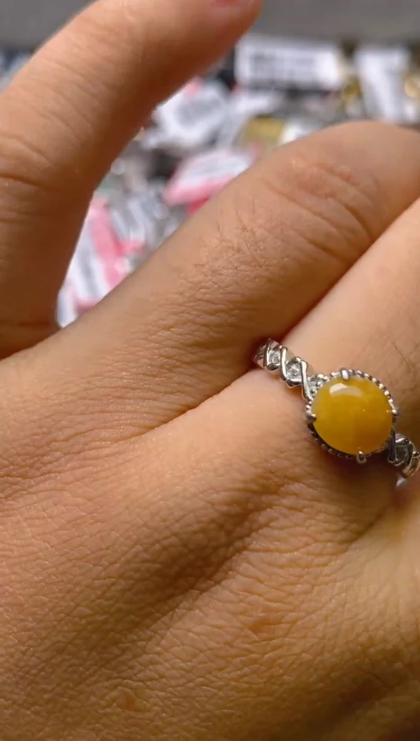 银S925镶嵌戒指翡翠百内无证书