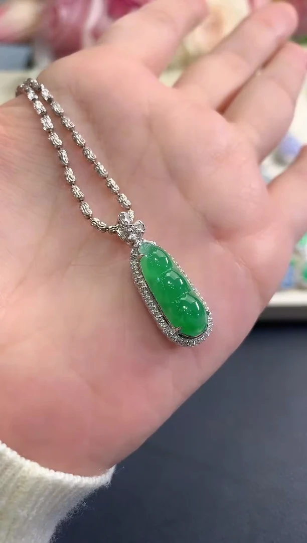 吊坠(不含链)18K金镶嵌翡翠c52