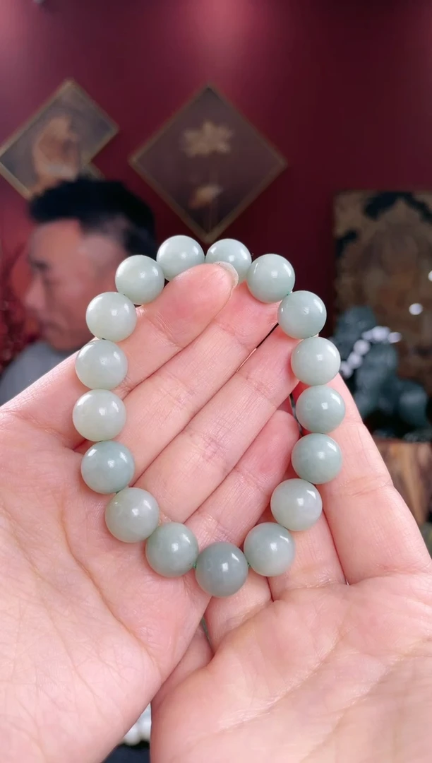 【闪购商品】和田玉手串未镶嵌白猫手串