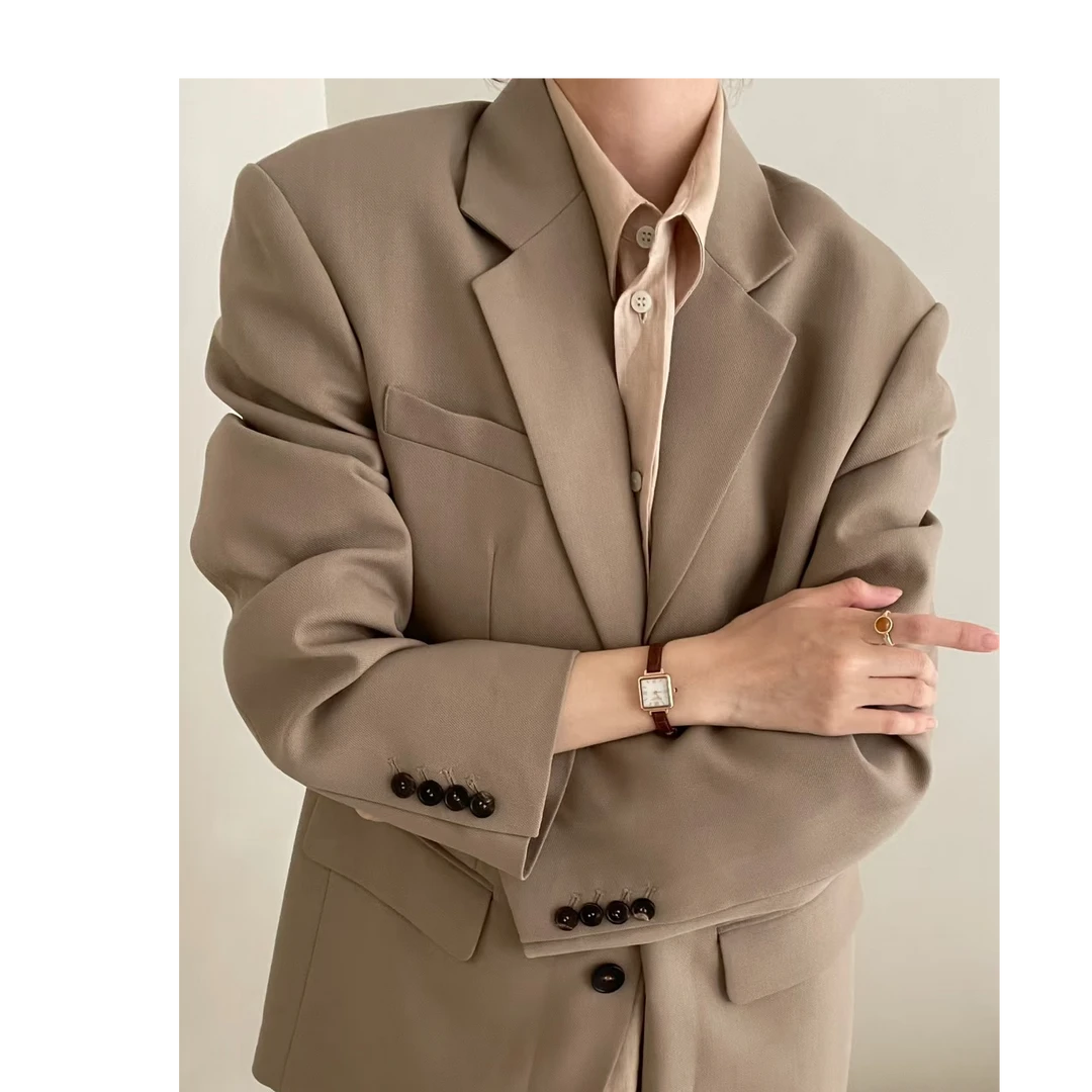 西装外套搭配表里如一