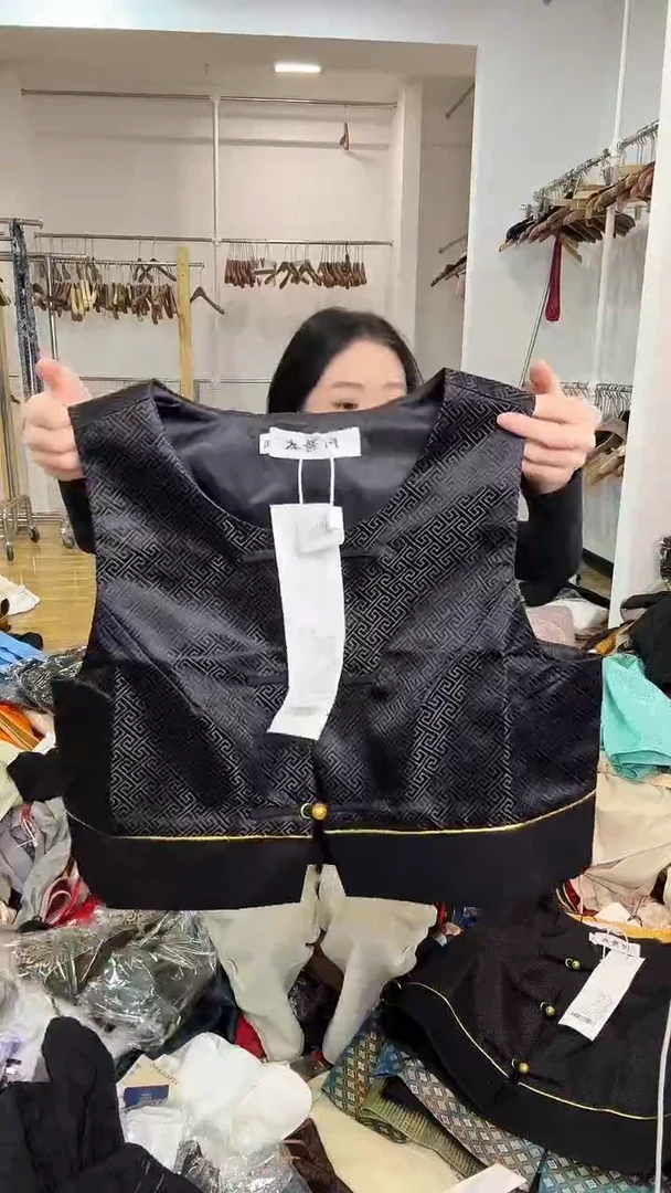 XL码      115-125斤