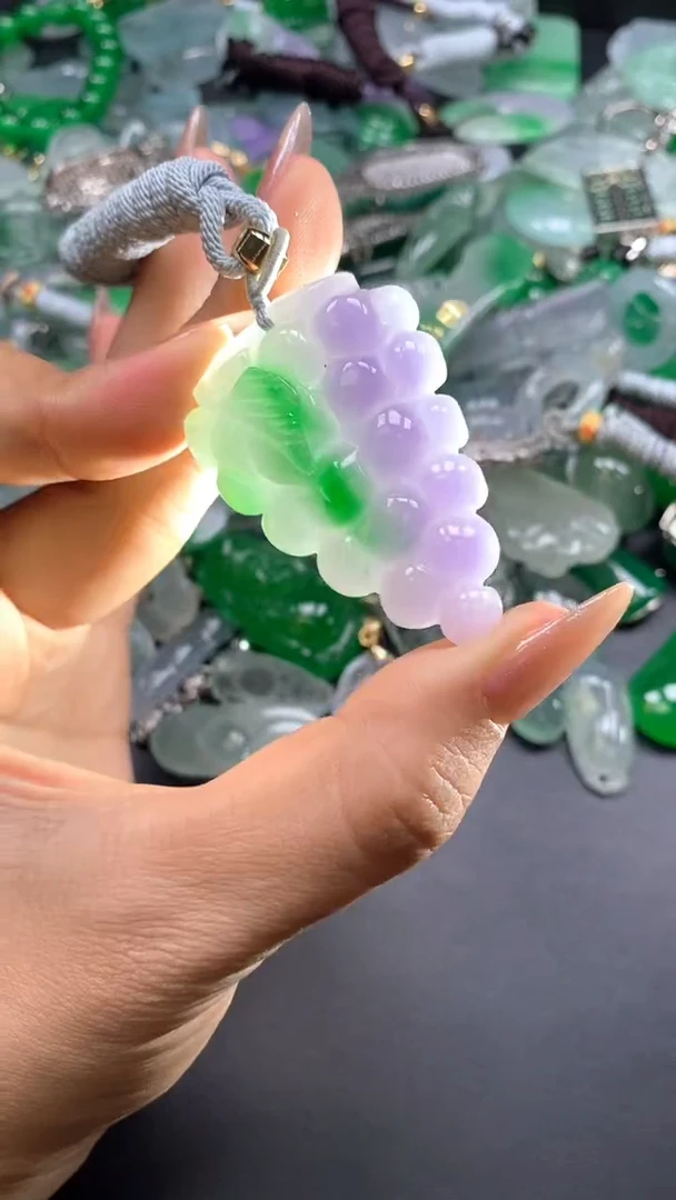 颈饰未镶嵌翡翠(配扣头多样性发其一）137