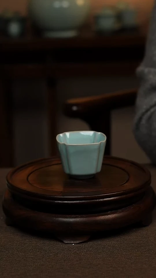 瓷片天青色四方八角杯70ml微瑕不带礼盒