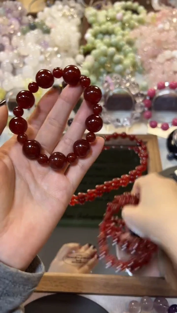 未镶嵌手串玛瑙/玉髓红玛瑙单圈天然水晶