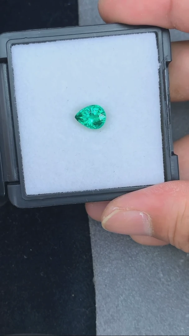 裸石未镶嵌碧玺2.29克拉