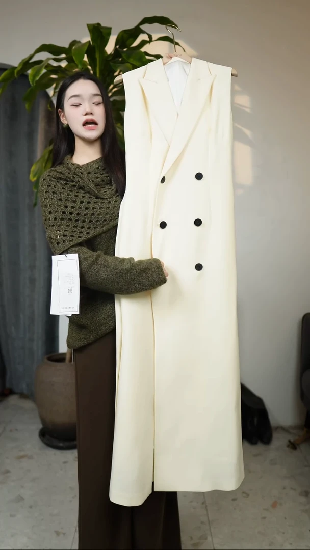 白杏色六粒扣腰带马甲连衣裙 S码