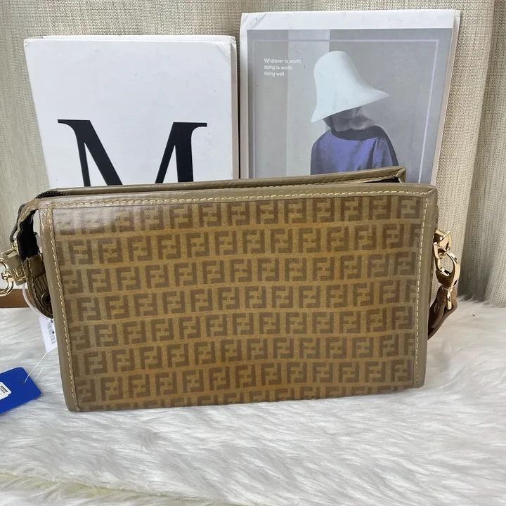 95新 FENDI/芬迪 老花洗漱包/WJ05420014/0014