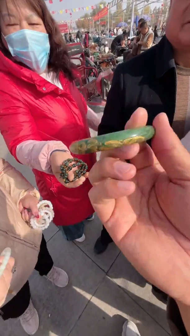 未镶嵌和田玉挂件和田玉