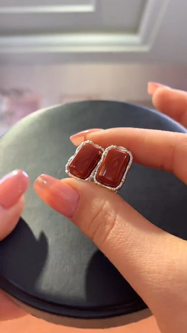 【闪购商品】玛瑙/玉髓耳拍银S925镶嵌南红玛瑙耳拍