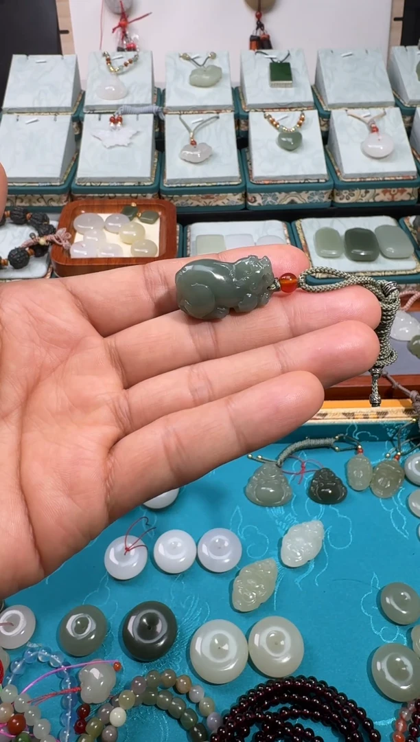 【闪购商品】和田玉颈饰未镶嵌貔貅吊坠