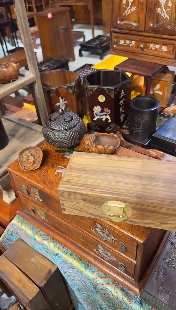 【闪购商品】木木艺黄花梨花纹小翻盖盒158.88888