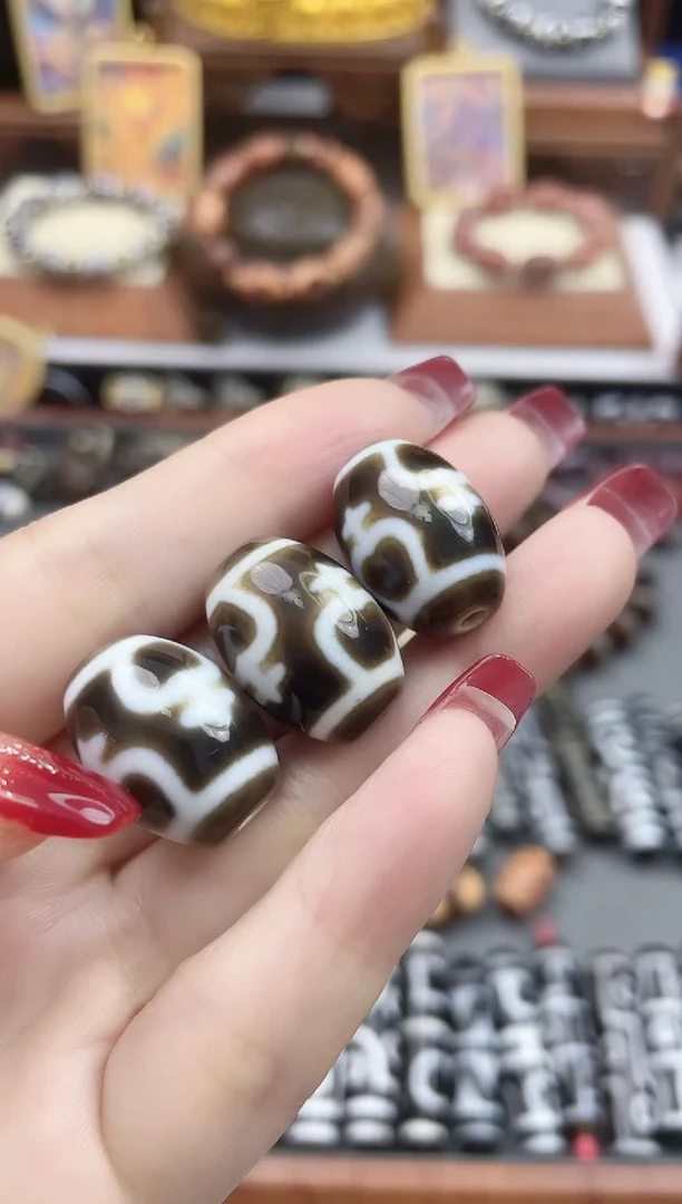 【闪购商品】玛瑙/玉髓珠珠未镶嵌宝瓶达洛多样性发1个