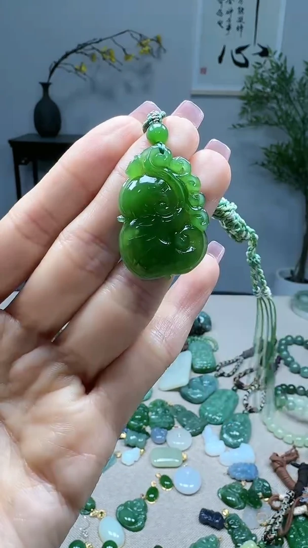 未镶嵌和田玉挂件1