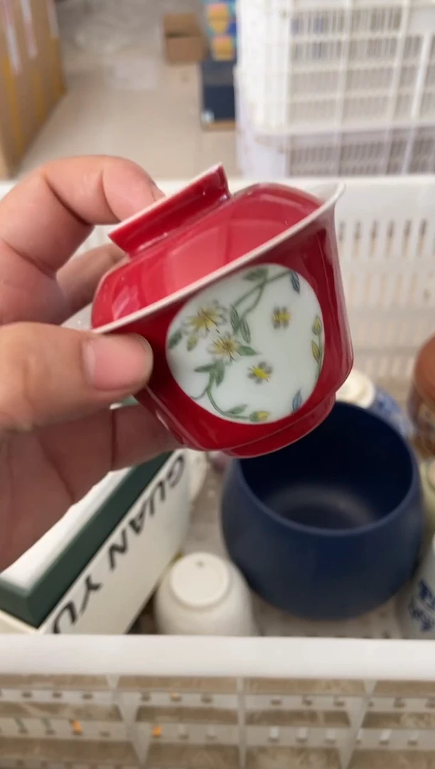 无运费险有瑕疵的摄影的产品有使用过的痕迹有点脏介意勿拍