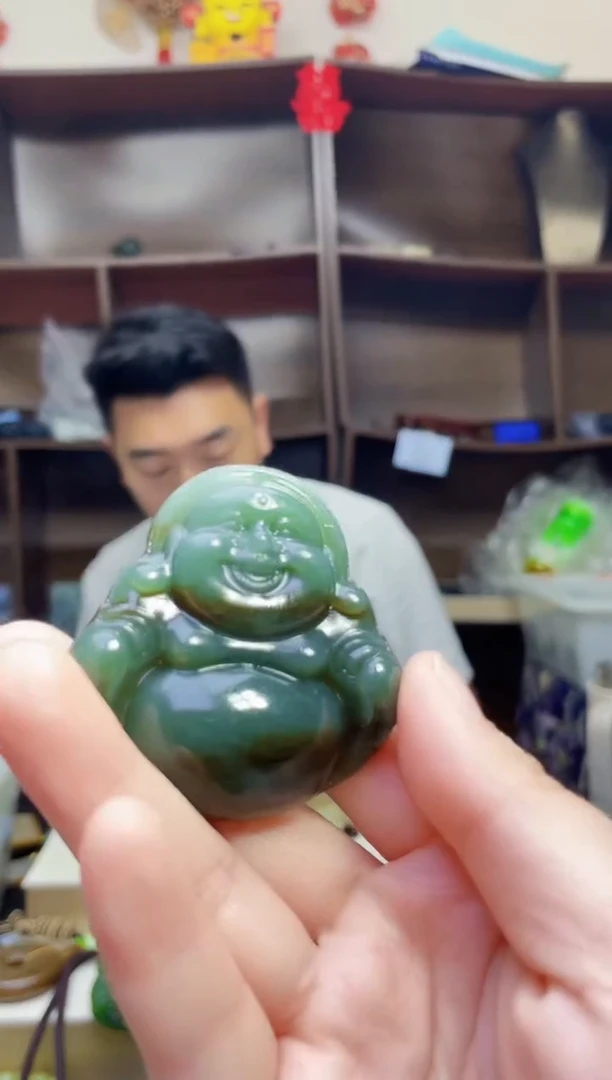 和田玉未镶嵌颈饰1