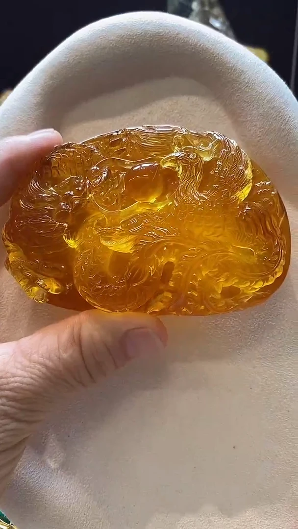 琥珀颈饰未镶嵌吊坠