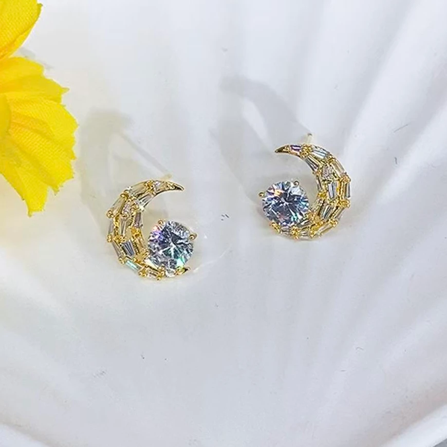 铜合金锆石耳饰 (703号)925银女神月亮耳钉气质百搭耳饰