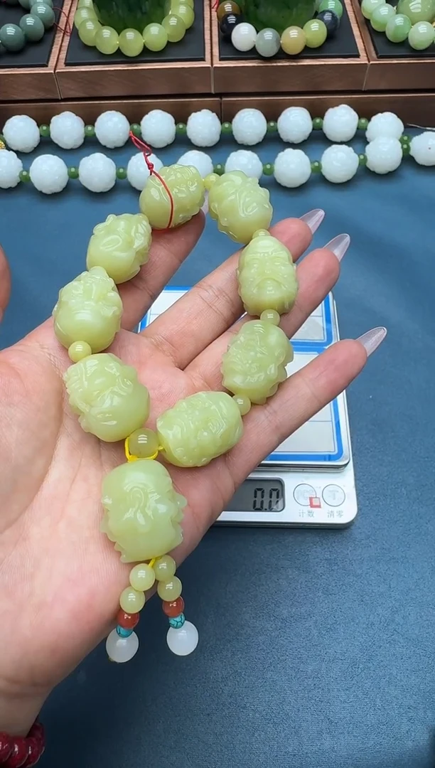 手串未镶嵌和田玉rqhk