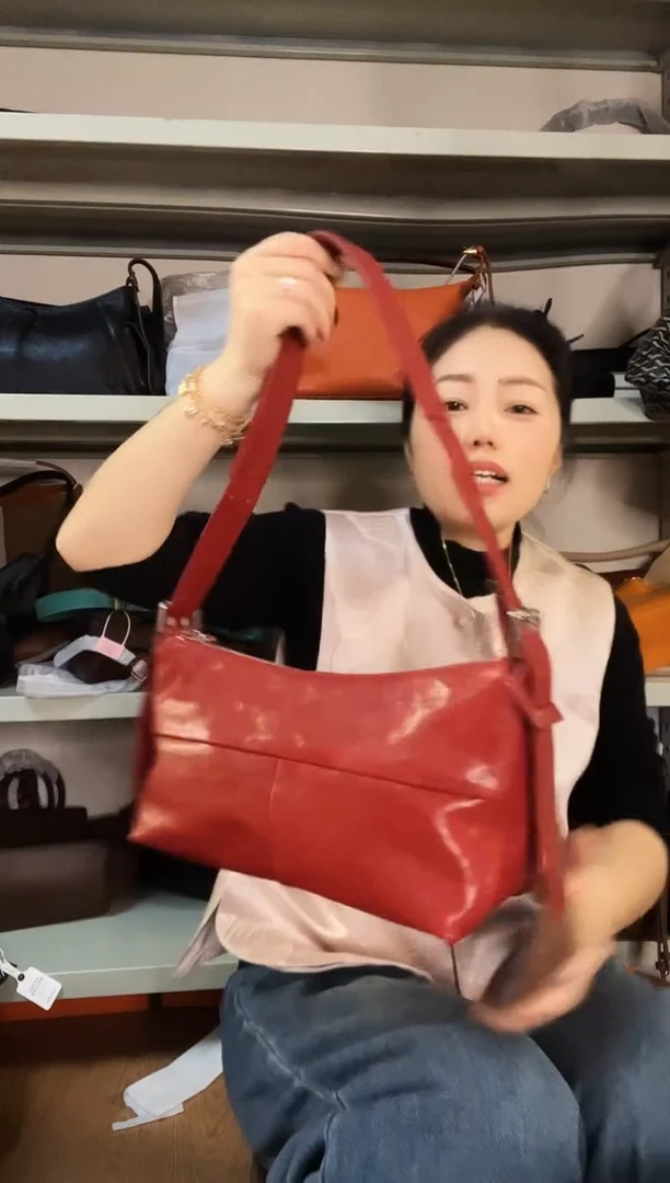 牛皮（革）高端订制时尚百搭女士手提斜跨包