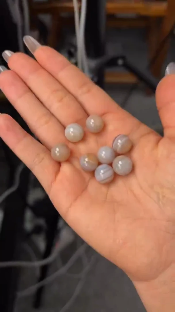 【闪购商品】南红玛瑙对珠未镶嵌原矿无优化10mm对珠多样性发一对