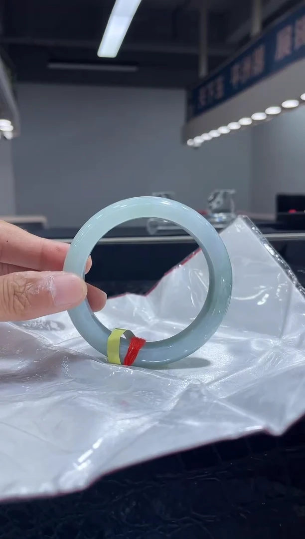 未镶嵌手镯翡翠8