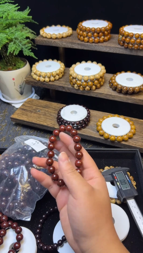 【闪购商品】紫金鼠手串紫金鼠红皮光珠12mm