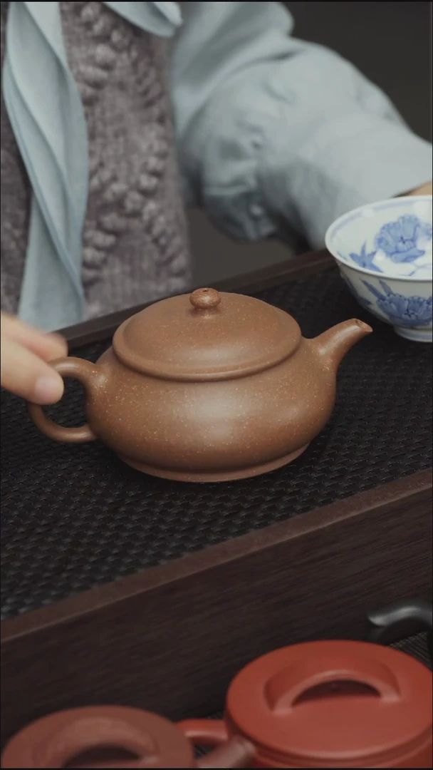 茶壶紫砂老黄段-半手-明炉-150cc
