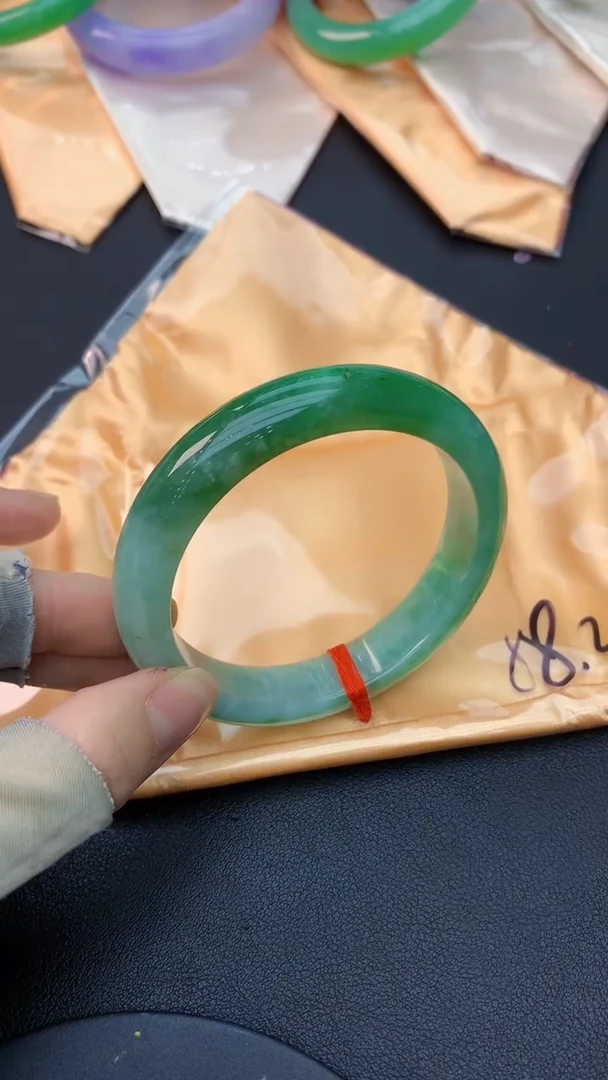 未镶嵌手镯翡翠0198516608