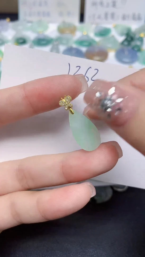 颈饰未镶嵌翡翠天然缅甸翡翠A货翡翠百元以上9元证书费自理